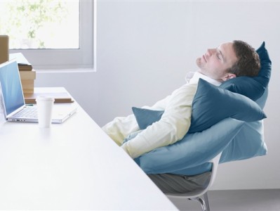 AI将减少你的工时 摩根大通CEO：未来发达国家每周可能只需上班3.5天 !