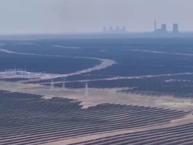 填补技术空白！中国首个沙戈荒光伏实证基地投用 !