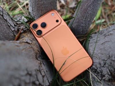 iPhone 17系列扩产 博主称供应链订单拉爆 !