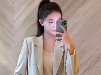 中秋节孟羽童和董明珠互发可爱表情包：沟通很轻松 ！