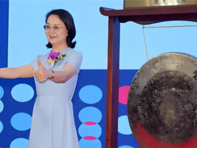 中国最有钱的女人身价1410亿！化学老师出身 她凭啥成中国女首富 ！