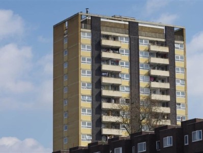 浙江一公司花一千多万购18套房子赠员工 老板：为吸引人才和稳定核心管理人员 ！