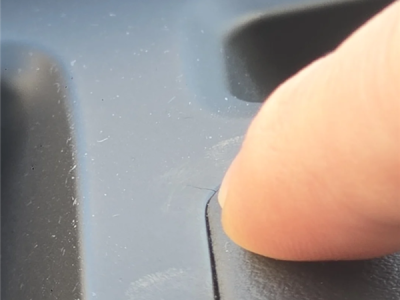 魏牌回应蓝山车主反馈车辆仪表饰板有裂纹：免费更换 并终身质保 ！