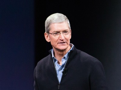 苹果CEO库克被曝健康出问题：手部不明原因发抖 ！